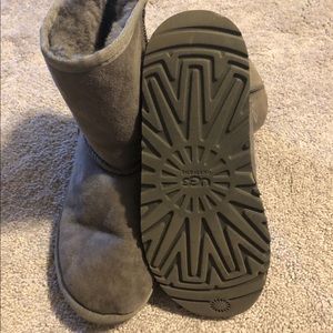 Ugg Classic Short Boot Grey size 5